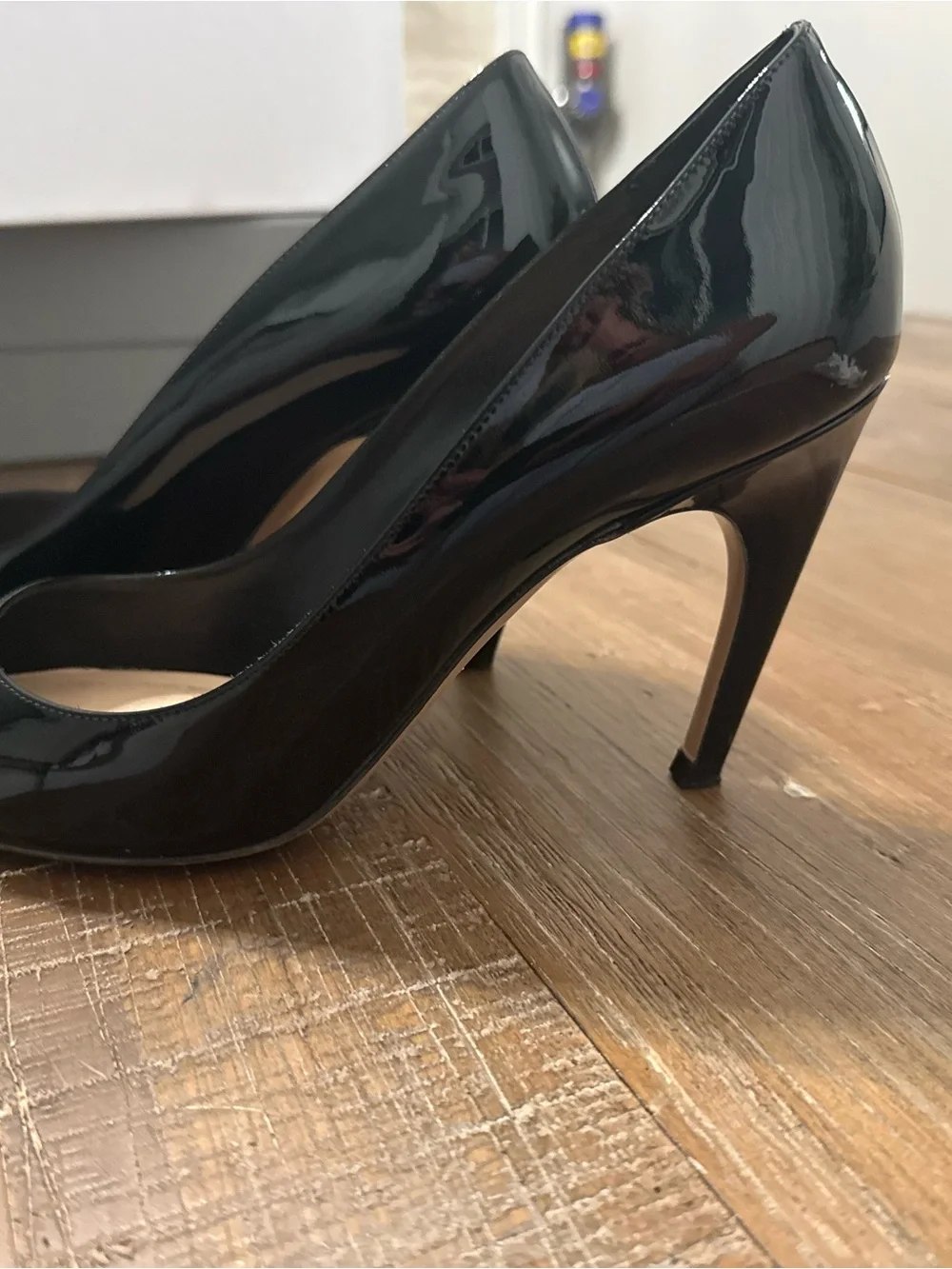 Dior Black Patent Leather Pointed Pumps with Stiletto Heel - Picture 3 of 12